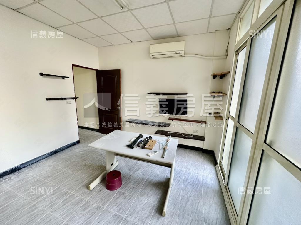 龍井藝術街邊間臨路透天房屋室內格局與周邊環境