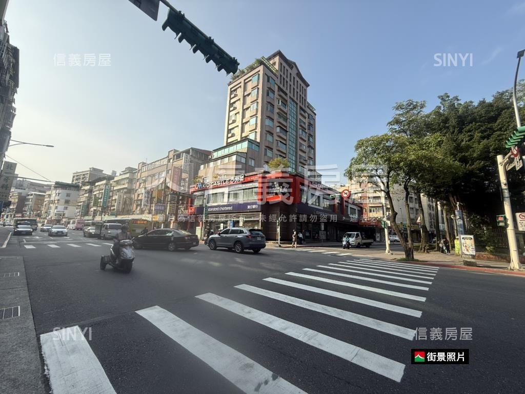 稀有＊大土持＊家樂福店面房屋室內格局與周邊環境