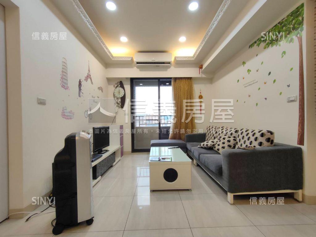 遠眺山景鉑悅兩房車位房屋室內格局與周邊環境