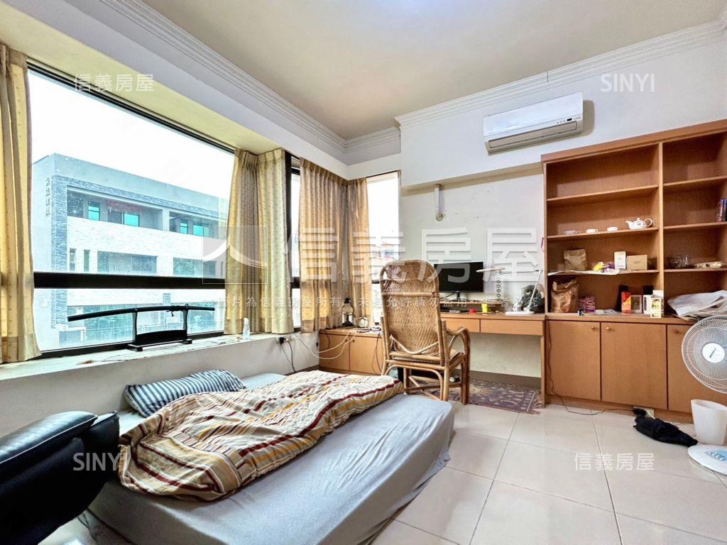 小港正街質感面寬透天房屋室內格局與周邊環境
