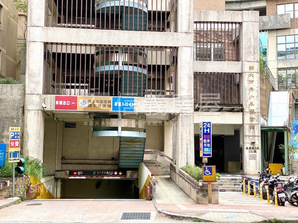 安成舊金山寬敞舒適美華廈房屋室內格局與周邊環境