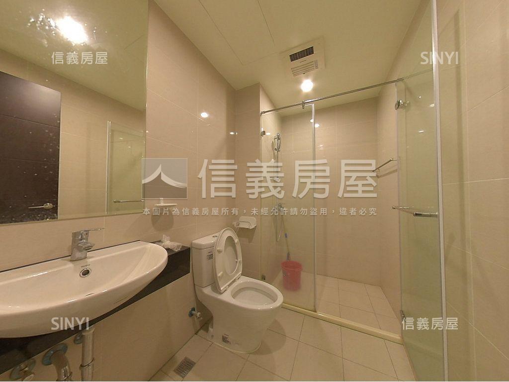 專任翔譽低總價成家兩房房屋室內格局與周邊環境