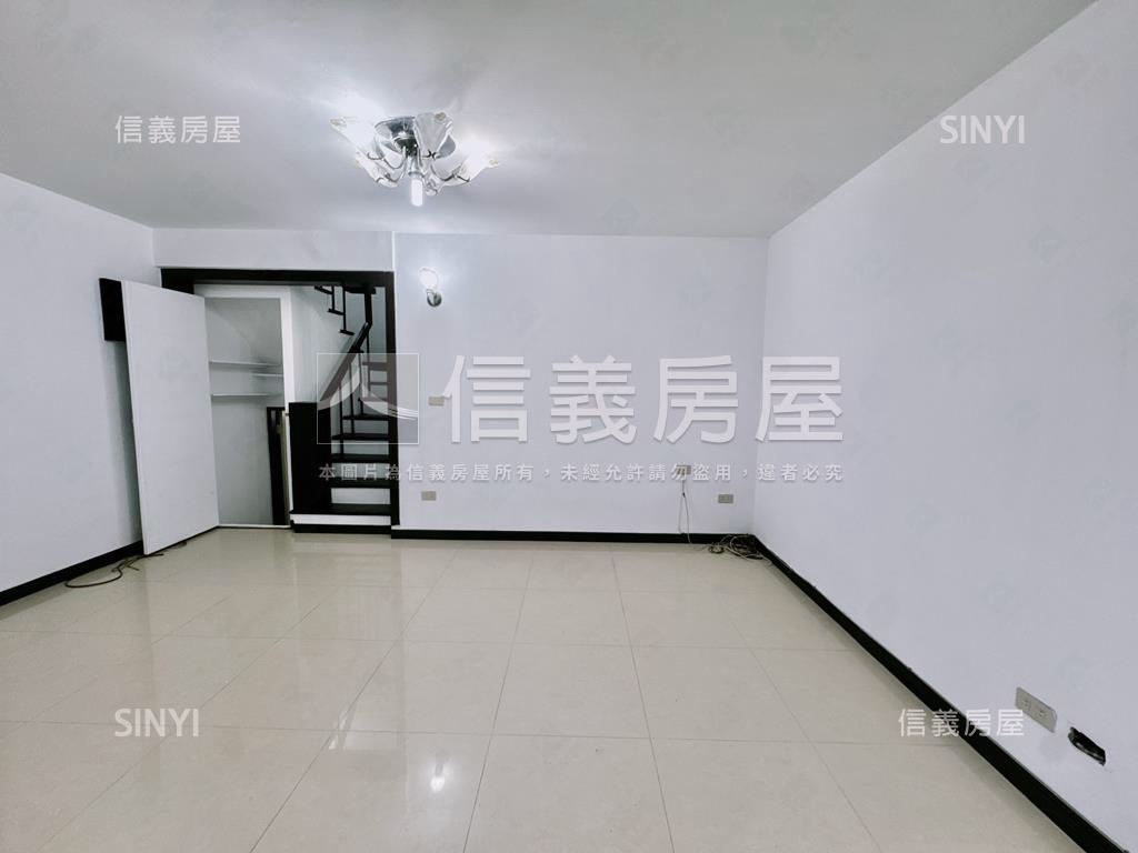 ☆小城大空間活巷透天☆房屋室內格局與周邊環境