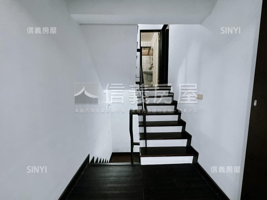 ☆小城大空間活巷透天☆房屋室內格局與周邊環境