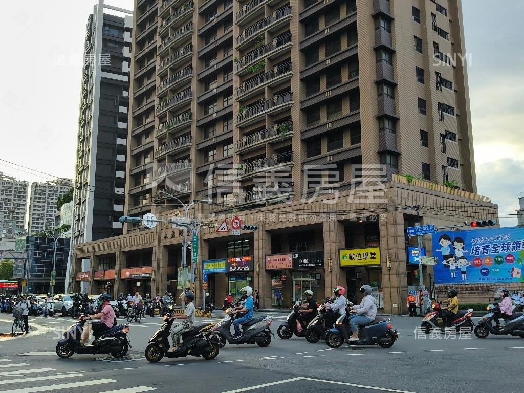 售租捷運新莊站永鼎金店面房屋室內格局與周邊環境