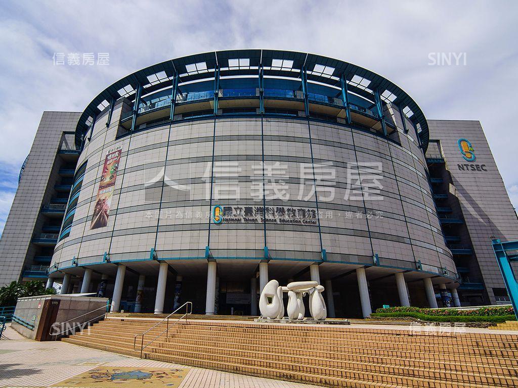 士林人潮面寬店面房屋室內格局與周邊環境