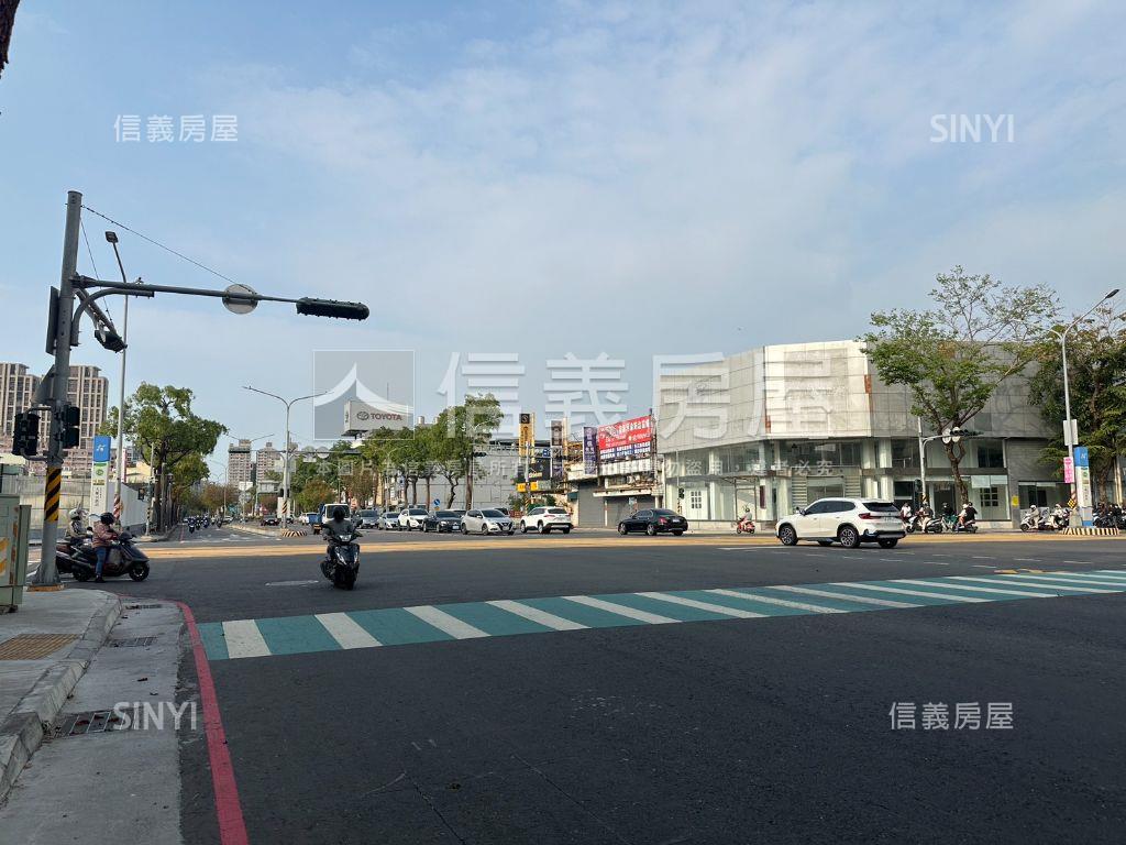 大順輕軌置產金雞母房屋室內格局與周邊環境