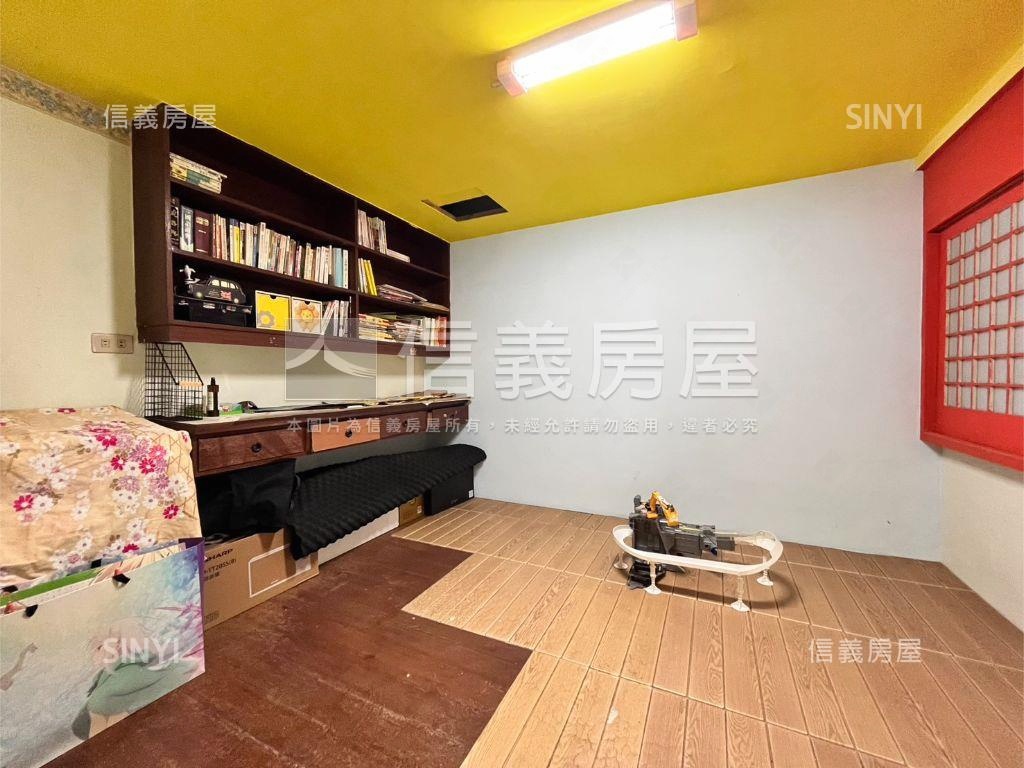 文湖街黃金二樓房屋室內格局與周邊環境