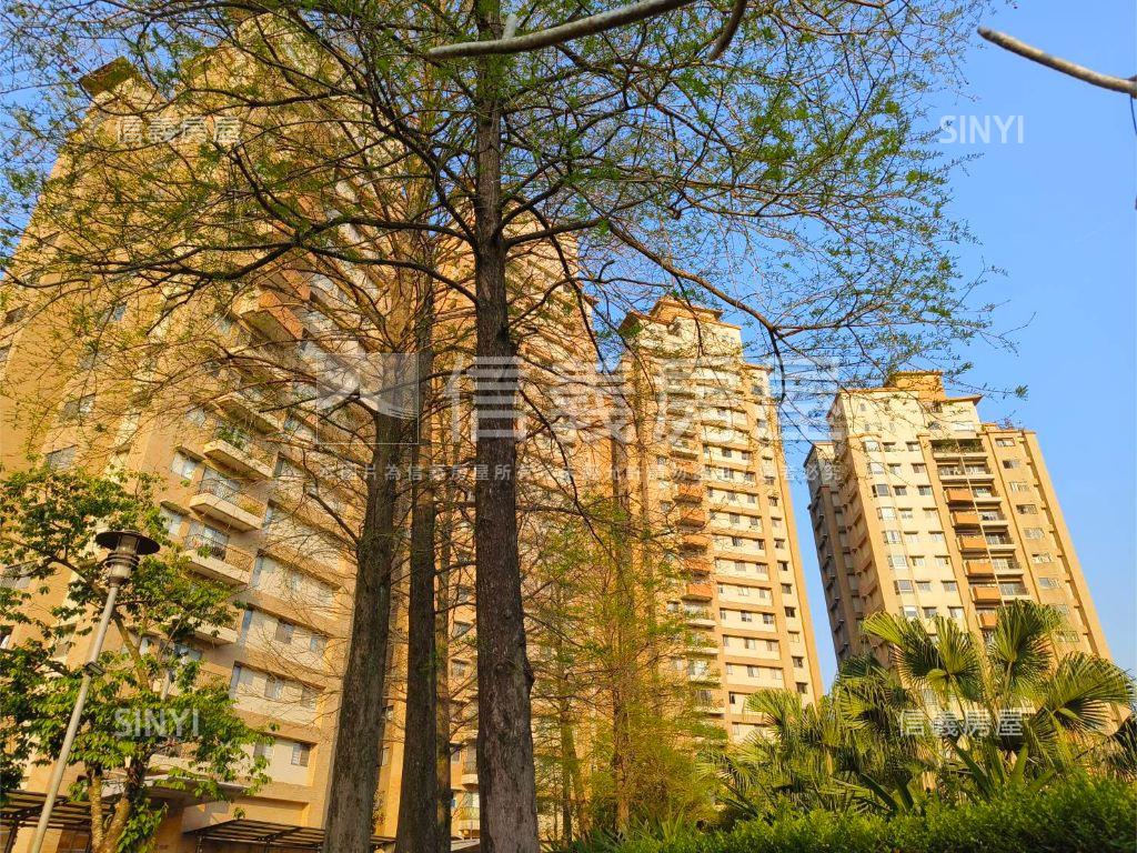 發現景觀綠景房屋室內格局與周邊環境