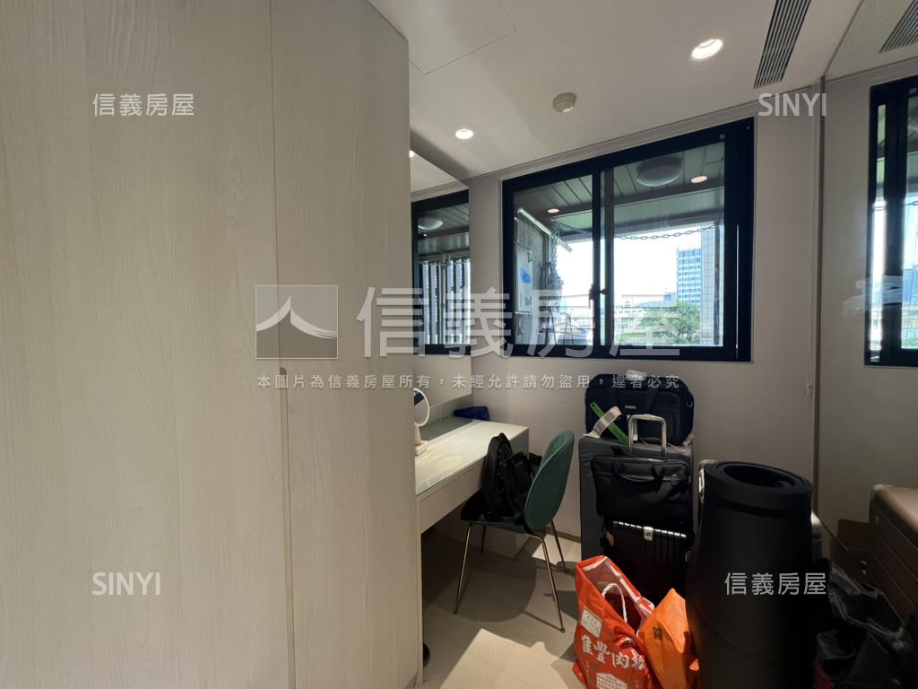 五期電梯三房房屋室內格局與周邊環境