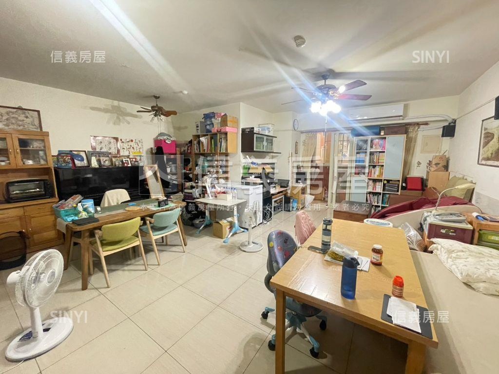 近南崁好市多三房大車位房屋室內格局與周邊環境