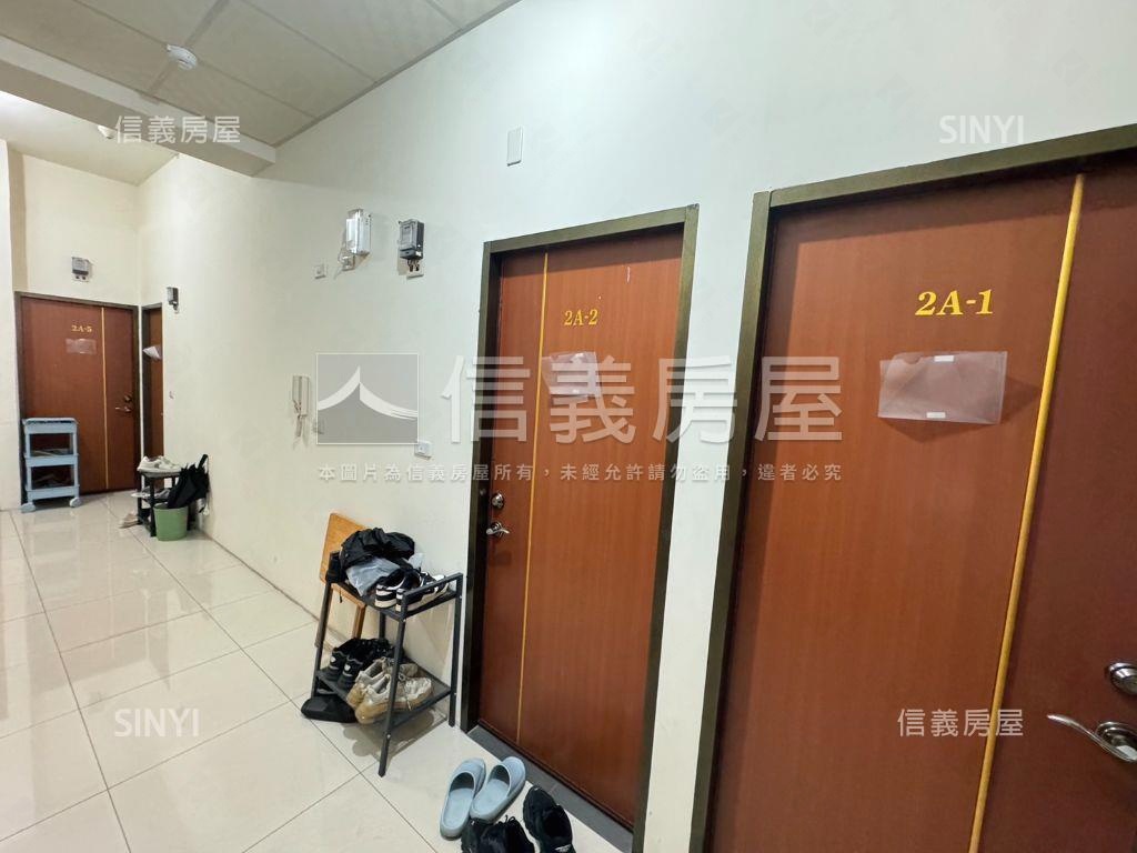 置產收租９年屋電梯四套房房屋室內格局與周邊環境