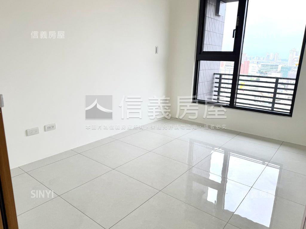 全新高樓景觀自由朗誦美宅房屋室內格局與周邊環境