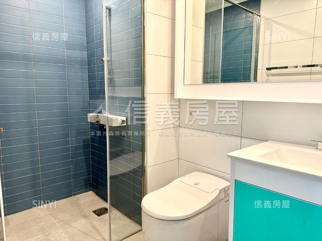全新高樓景觀自由朗誦美宅房屋室內格局與周邊環境
