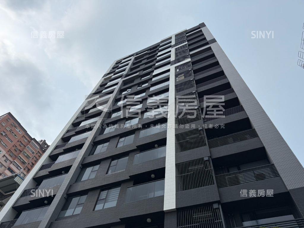 全新高樓景觀自由朗誦美宅房屋室內格局與周邊環境