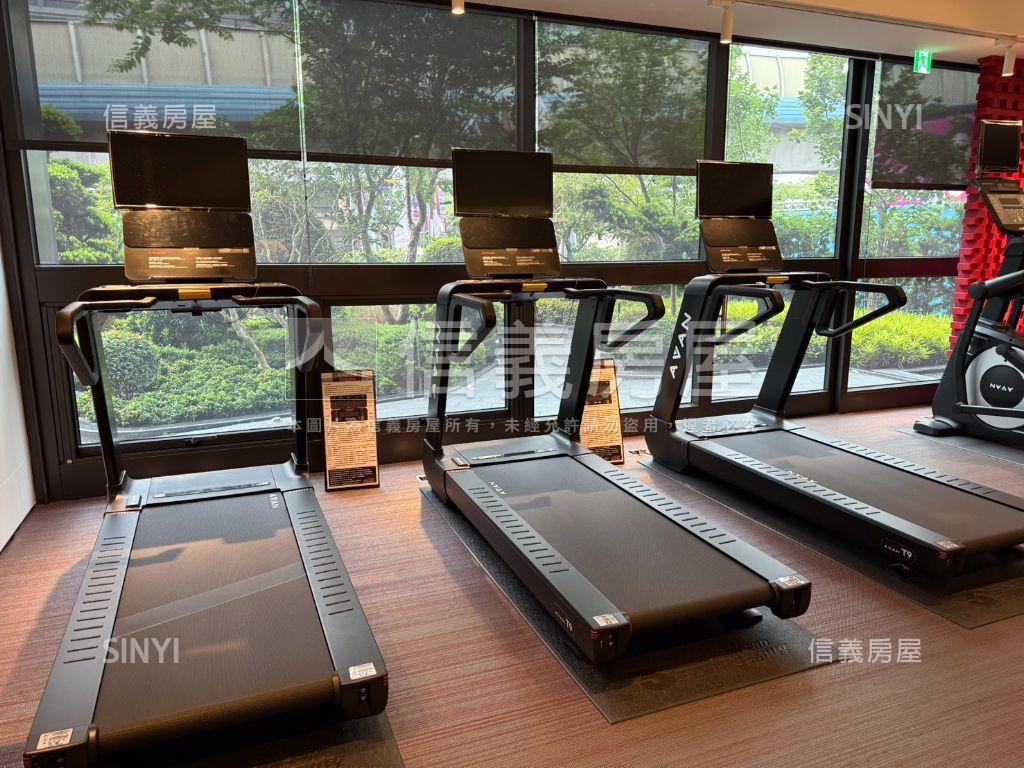 全新高樓景觀自由朗誦美宅房屋室內格局與周邊環境
