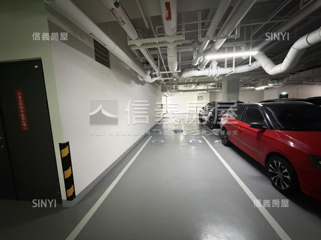 精裝潢高樓兩房平車房屋室內格局與周邊環境