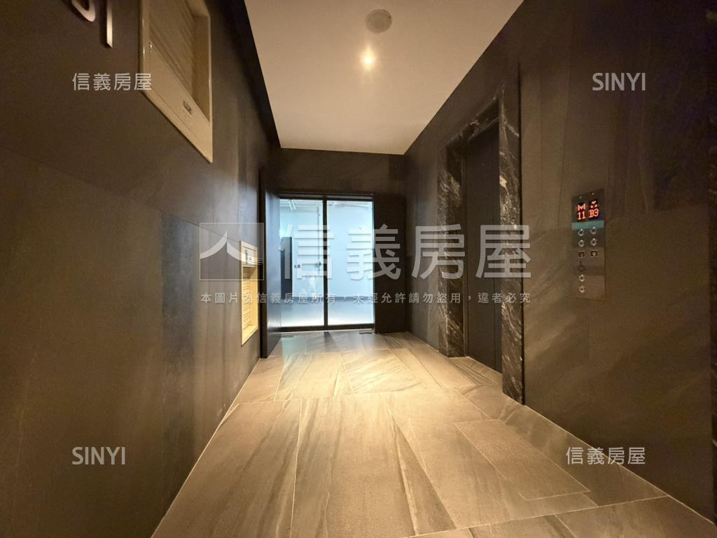 精裝潢高樓兩房平車房屋室內格局與周邊環境