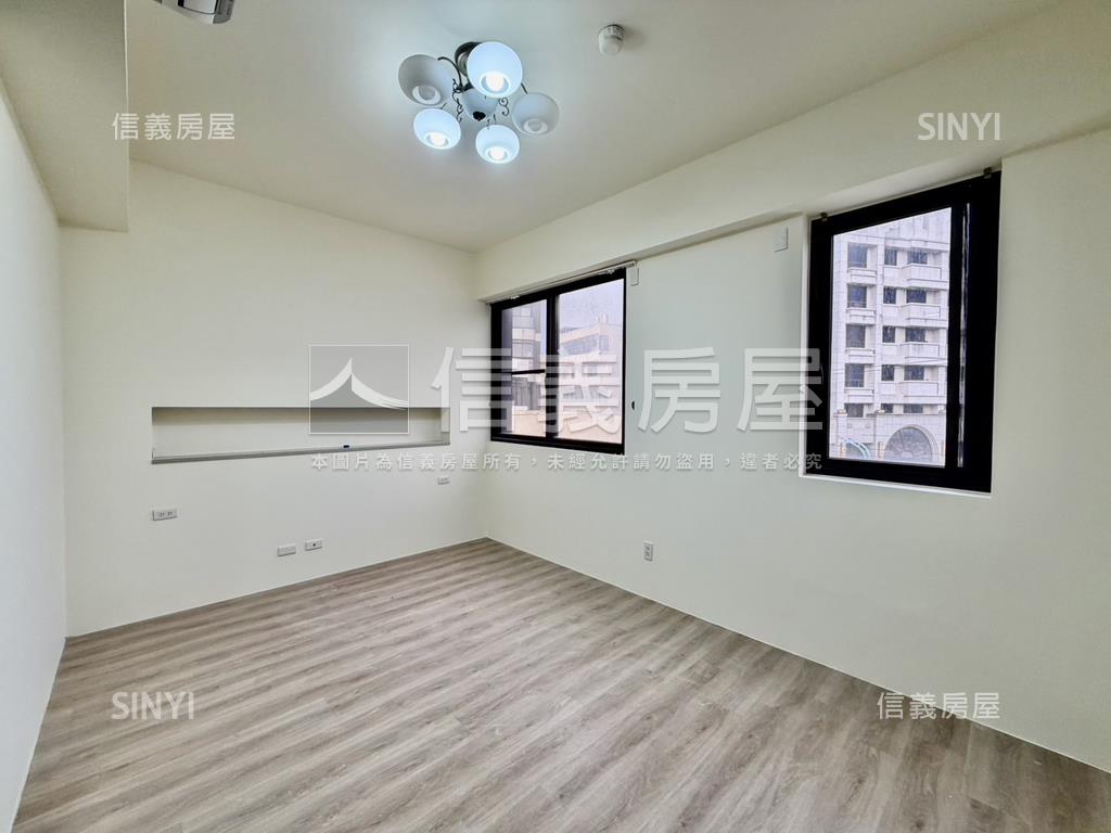 澤緣Ｔ－ＨＯＵＳＥ面馬路房屋室內格局與周邊環境