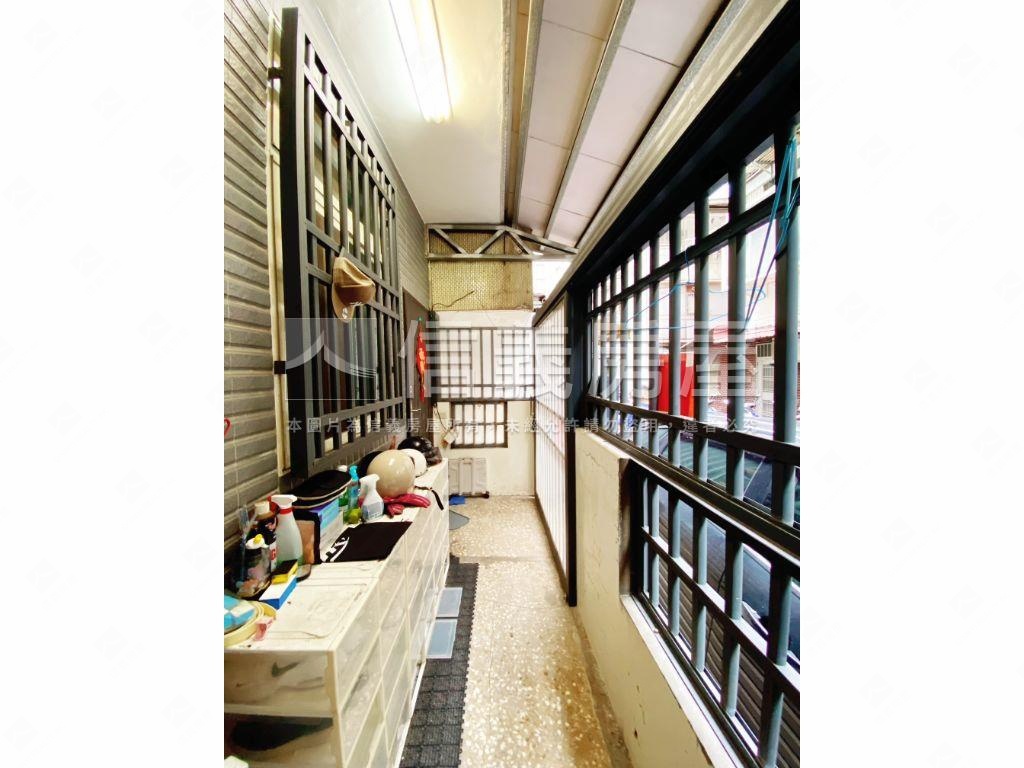 低總價稀有典雅好成家兩房房屋室內格局與周邊環境