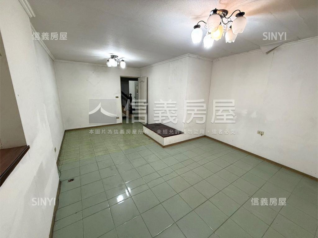 低總價好棒棒活路透天房屋室內格局與周邊環境