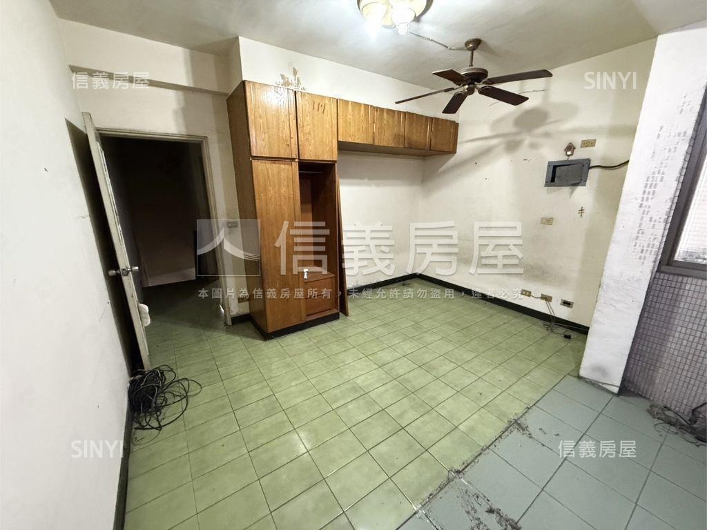 低總價好棒棒活路透天房屋室內格局與周邊環境
