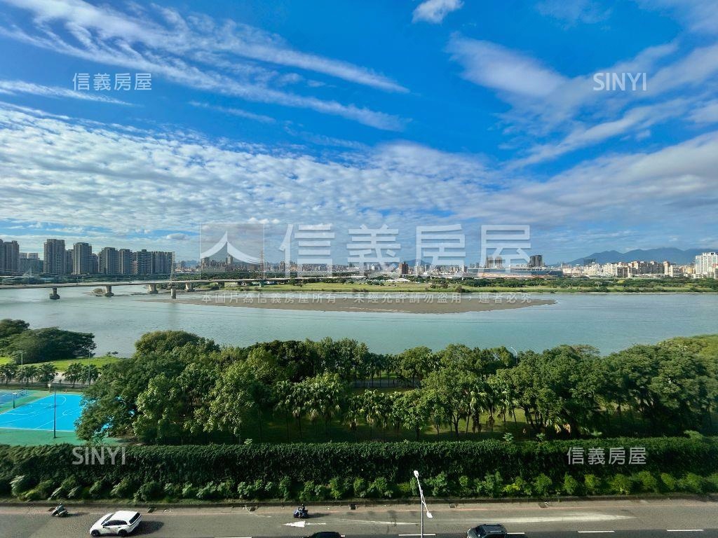 水築館面河景三房車位房屋室內格局與周邊環境