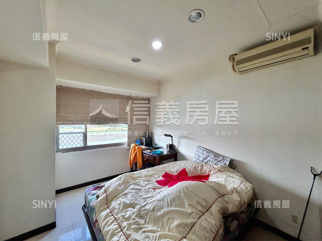 水築館面河景三房車位房屋室內格局與周邊環境