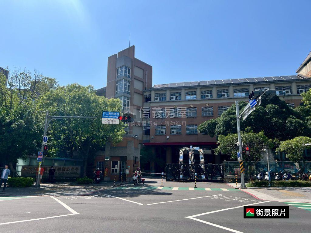 板橋站。稀有低總公寓２樓房屋室內格局與周邊環境