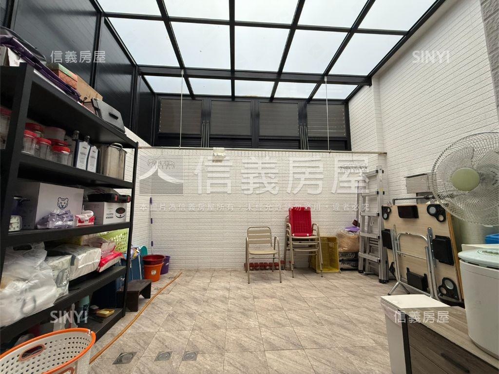 近科工館輕屋齡電梯車墅房屋室內格局與周邊環境