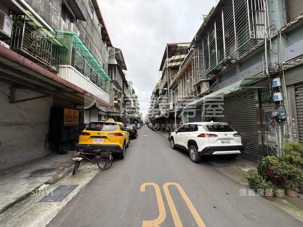 近市場邊間優質一樓房屋室內格局與周邊環境
