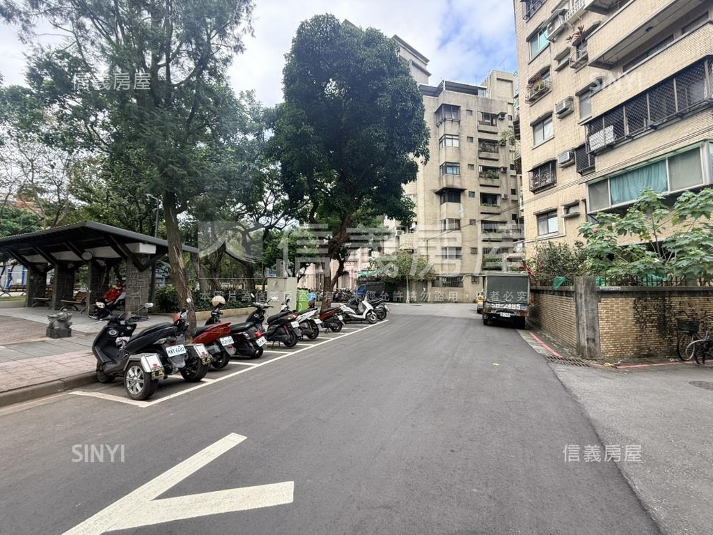 三興公園旁大空間美寓房屋室內格局與周邊環境