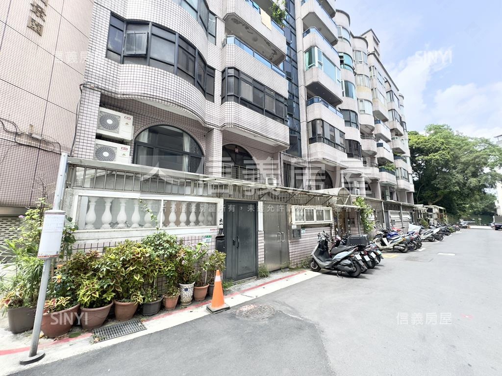 信義★頂級樓中樓小豪宅房屋室內格局與周邊環境