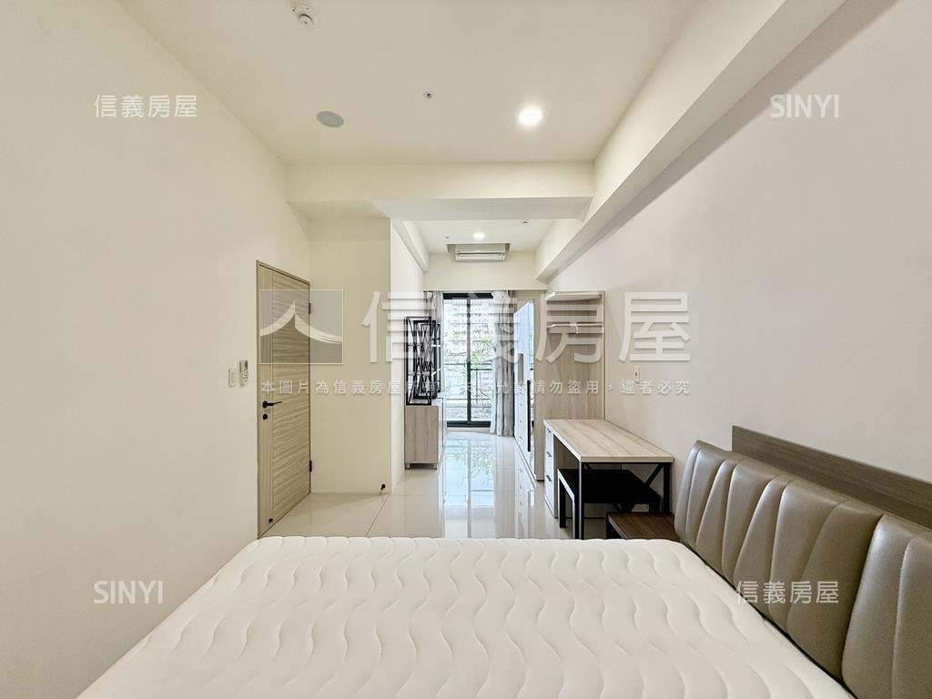 三發晶沙絕美兩房車位房屋室內格局與周邊環境