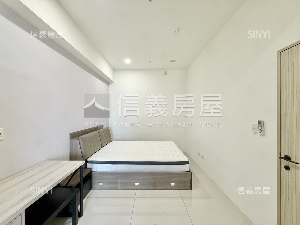 三發晶沙絕美兩房車位房屋室內格局與周邊環境