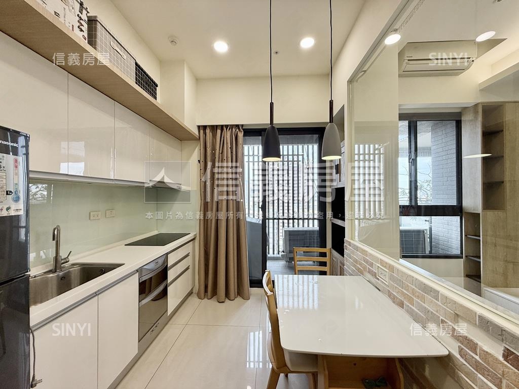 三發晶沙絕美兩房車位房屋室內格局與周邊環境