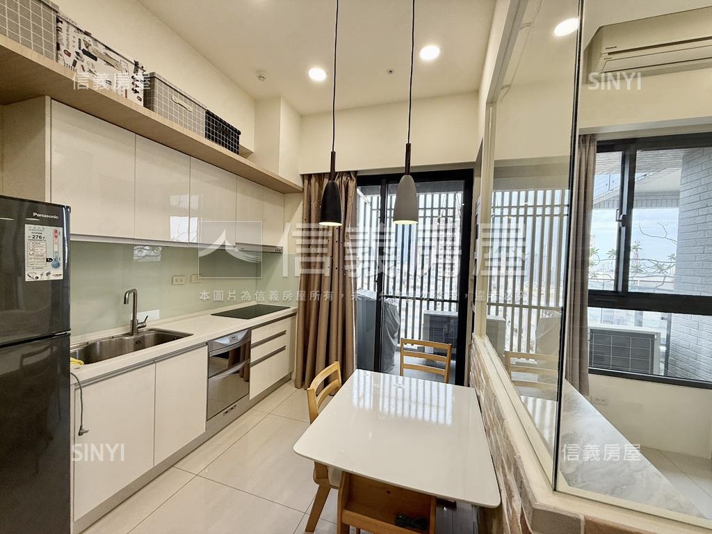 三發晶沙絕美兩房車位房屋室內格局與周邊環境