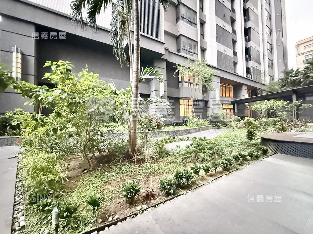 三發晶沙絕美兩房車位房屋室內格局與周邊環境