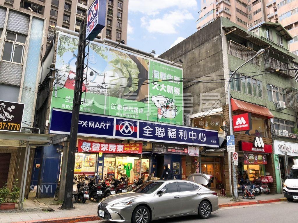 象山主人（Ａ３）二房車位房屋室內格局與周邊環境
