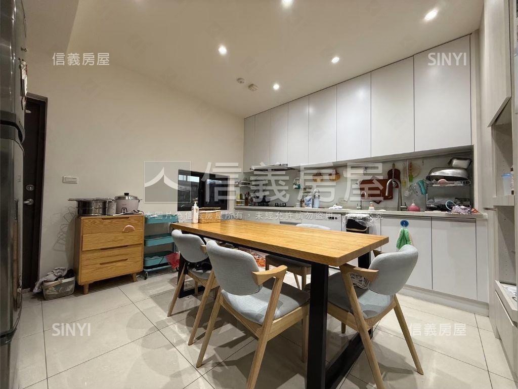 沙鹿前站｜大面寬邊間別墅房屋室內格局與周邊環境