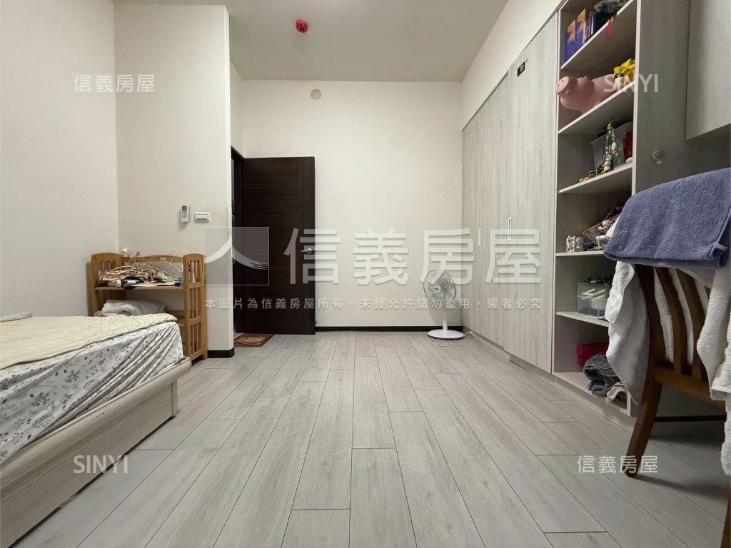 沙鹿前站｜大面寬邊間別墅房屋室內格局與周邊環境