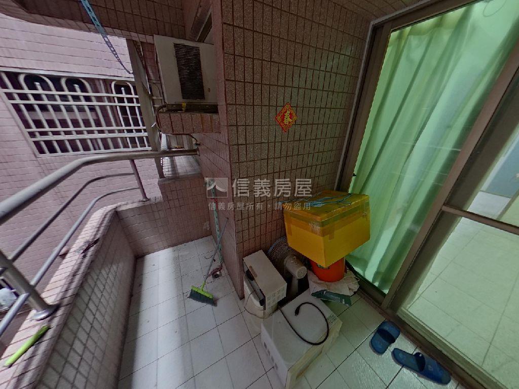 諾貝爾低總價便宜兩房房屋室內格局與周邊環境
