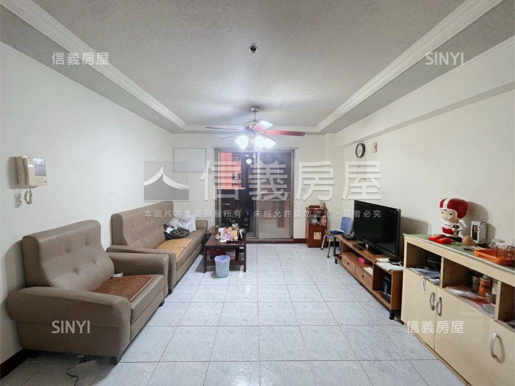 高鐵公園高樓大四房房屋室內格局與周邊環境