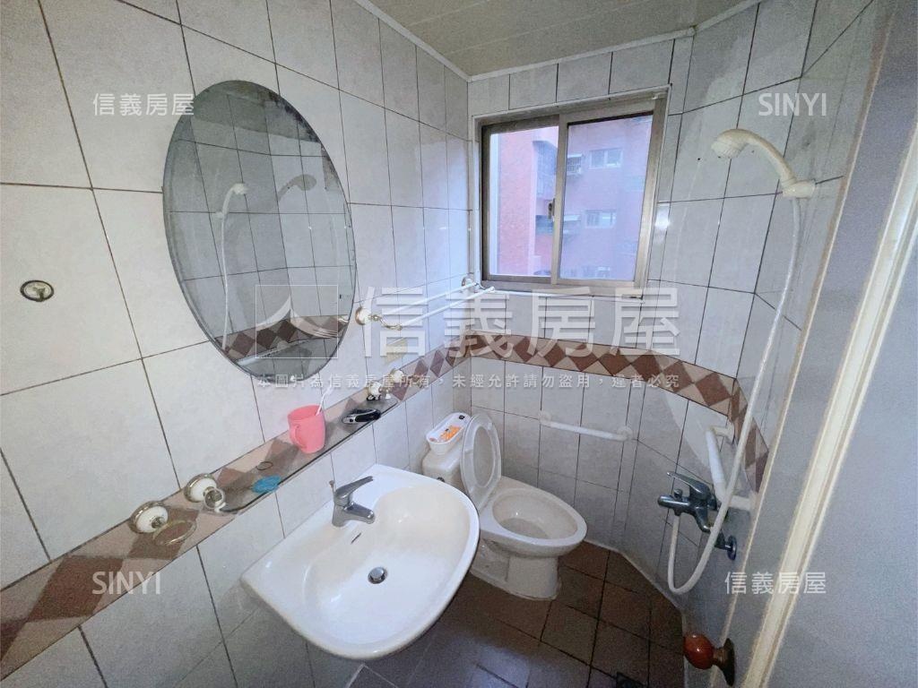 高鐵公園高樓大四房房屋室內格局與周邊環境