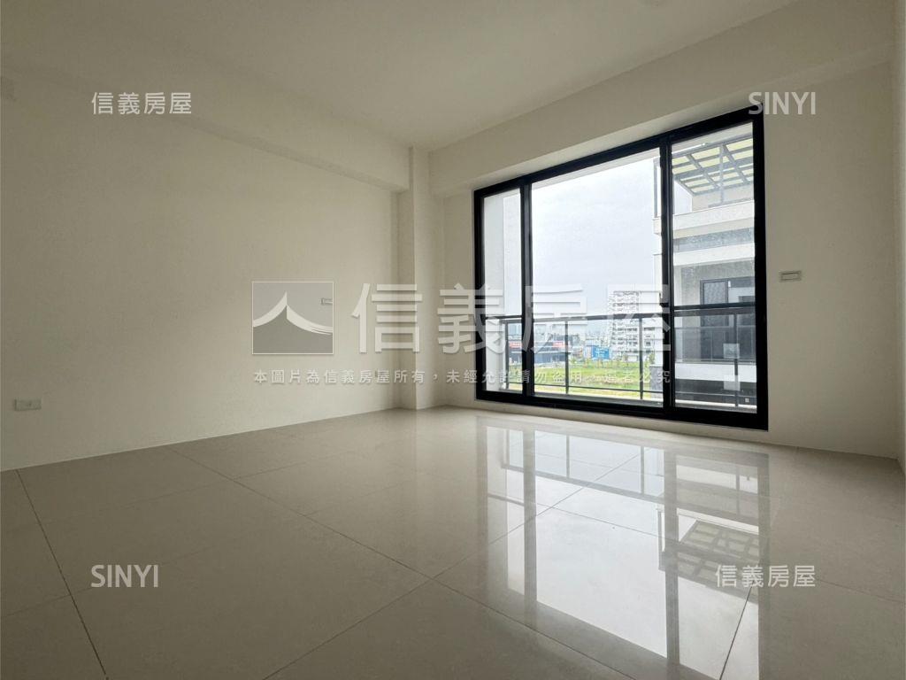 九份子稻城亞丁房屋室內格局與周邊環境