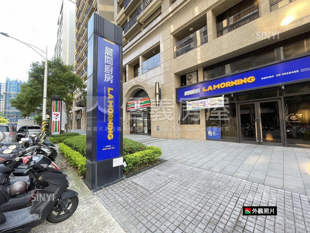 經國重劃區表參道三房車位房屋室內格局與周邊環境
