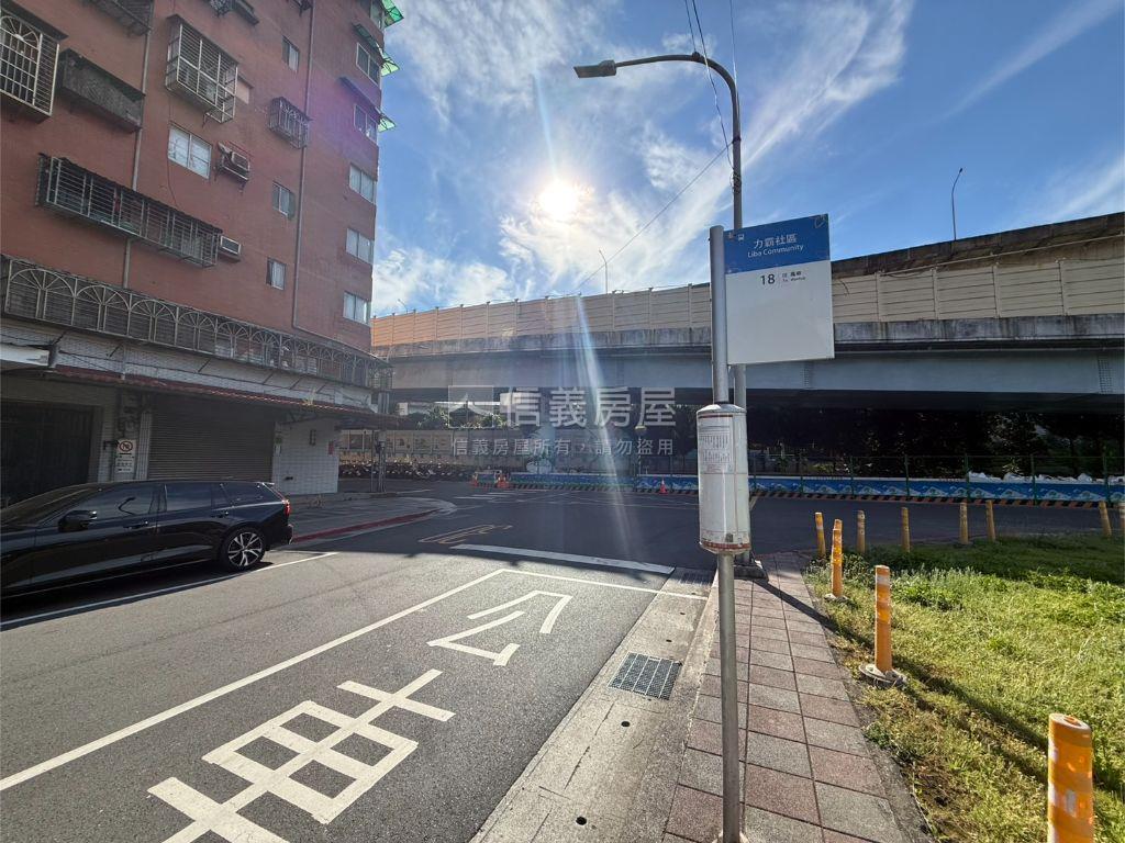 河濱力霸優質美裝潢房屋室內格局與周邊環境