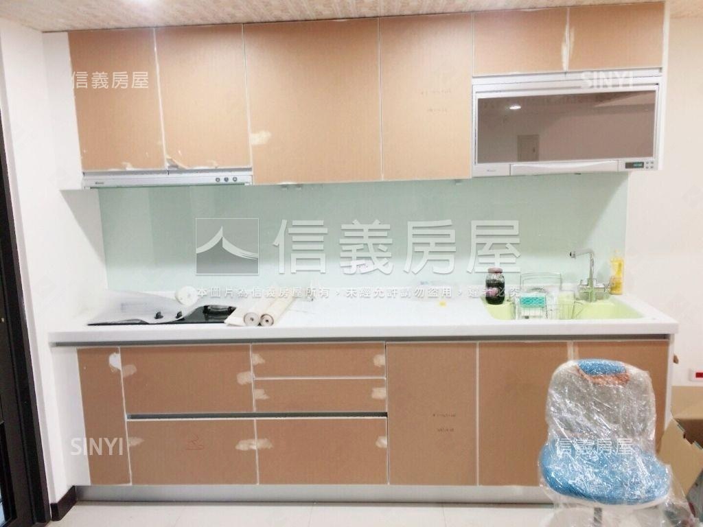 清邁雙衛浴美店面房屋室內格局與周邊環境