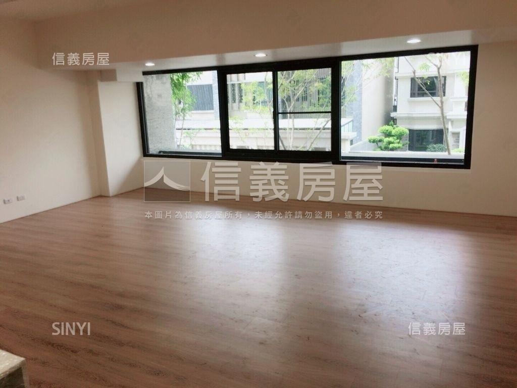 清邁雙衛浴美店面房屋室內格局與周邊環境