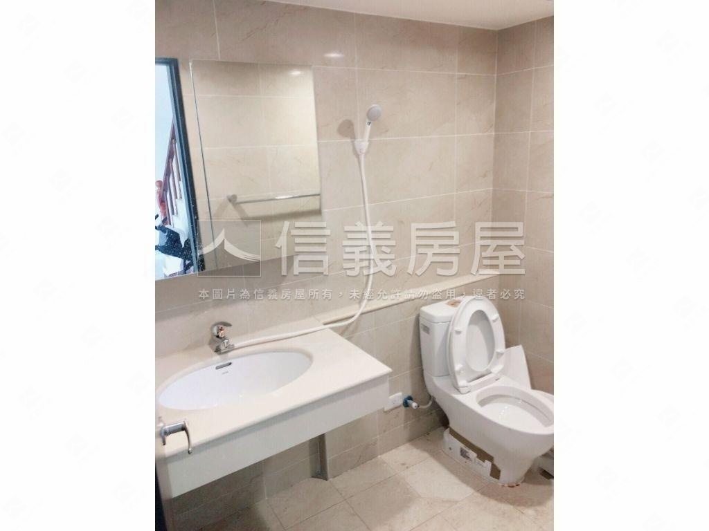 清邁雙衛浴美店面房屋室內格局與周邊環境